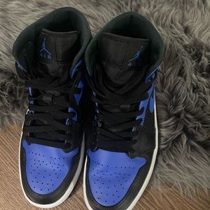 Jordans 1’s Men 9.5👟 🔵⚫
